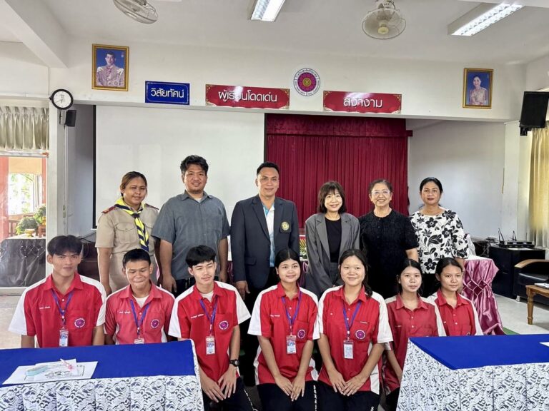 คณาจารย์จากภาควิชานิเทศศาสตร์ได้รับเกียรติเป็นวิทยากรในกิจกรรม “ค่ายพัฒนาทักษะการเรียนรู้ในศตวรรษที่ 21 (ค่ายแผนการเรียนสื่อสารมวลชน)”