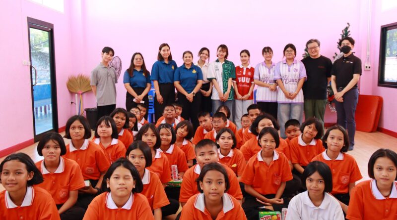 Finding Dreams: University–Elementary Student Mentoring Program.