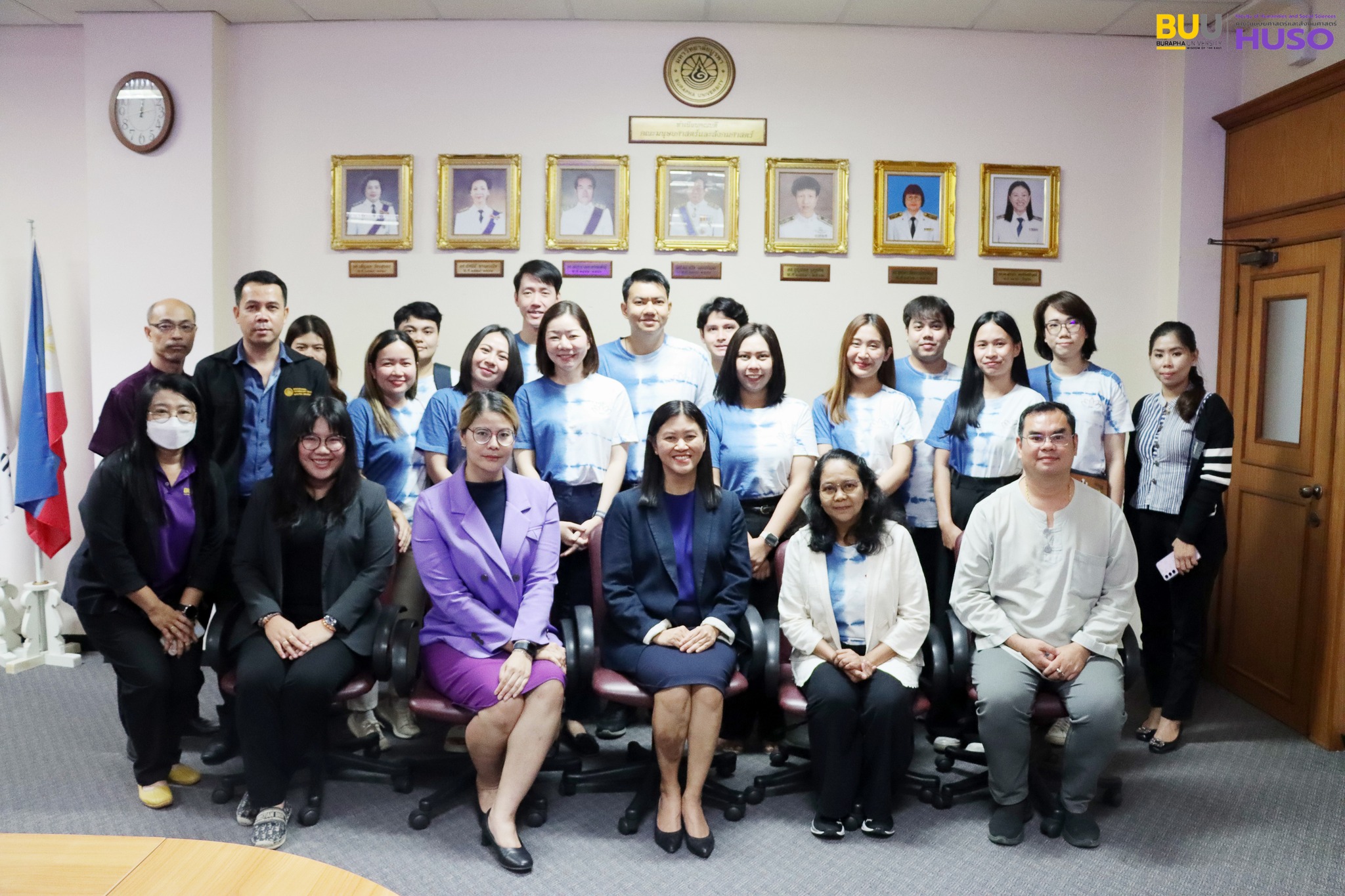 คณะศึกษาดูงานจากสำนักงานบริหารวิทยสถานสังคมศาสตร์ มนุษยศาสตร์ และศิลปกรรมศาสตร์แห่งประเทศไทย