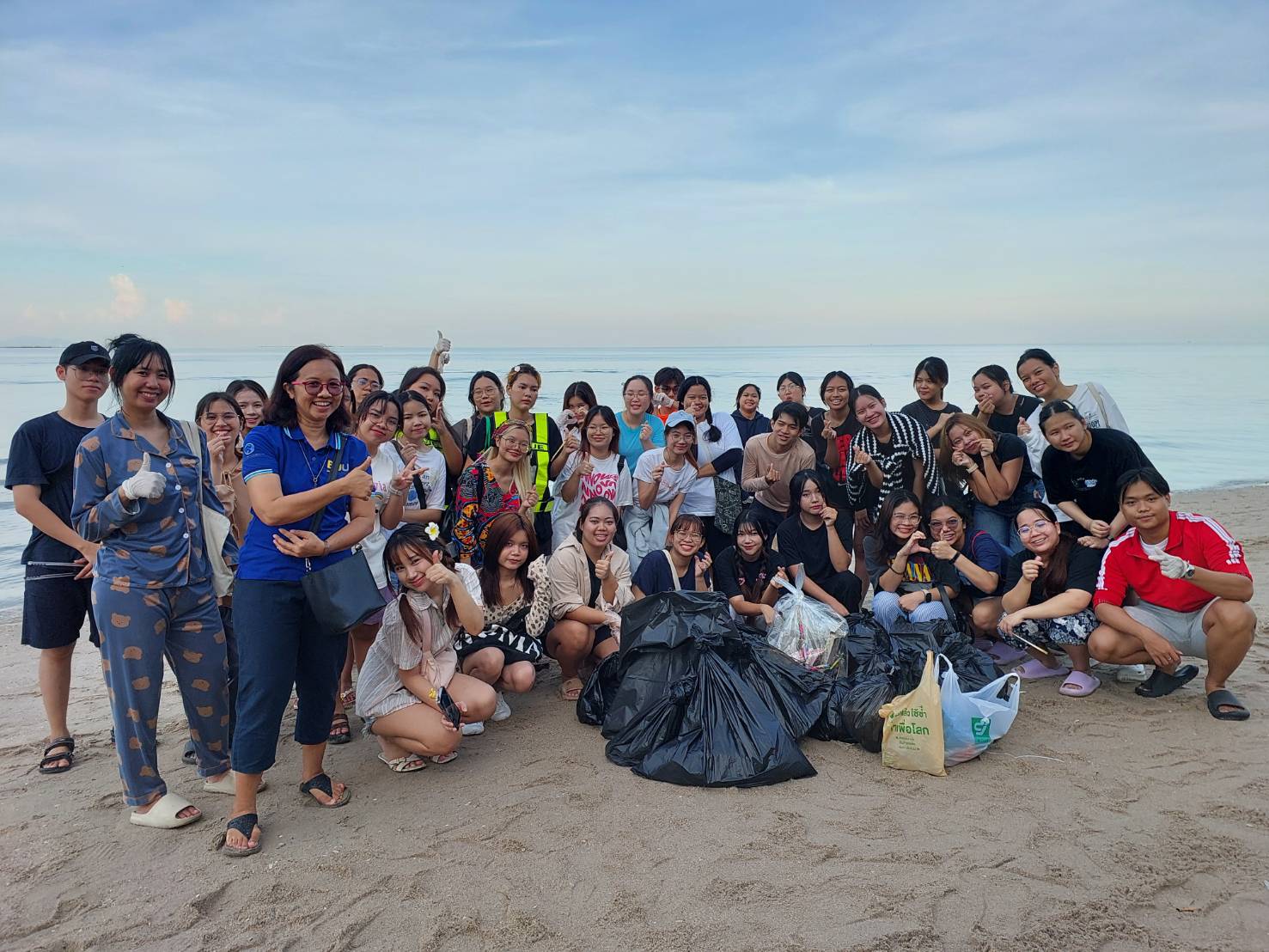 โครงการพัฒนาคุณธรรม จริยธรรม ด้วยการจัดกิจกรรม ส่งเสริมจิตอาสาอนุรักษ์สิ่งแวดล้อม