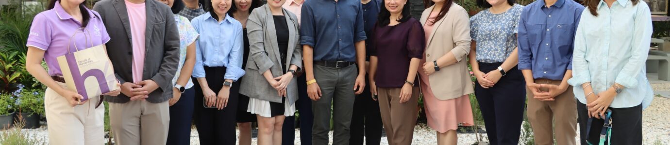 คณาจารย์ภาควิชาภาษาอังกฤษ คณะมนุษยศาสตร์ มหาวิทยาลัยเชียงใหม่